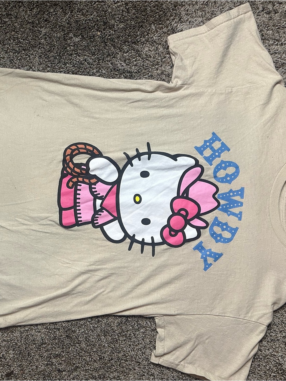 Hello Kitty Short Sleeve Tee in Beige with Pink Bow